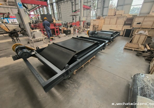 永磁自卸除铁器